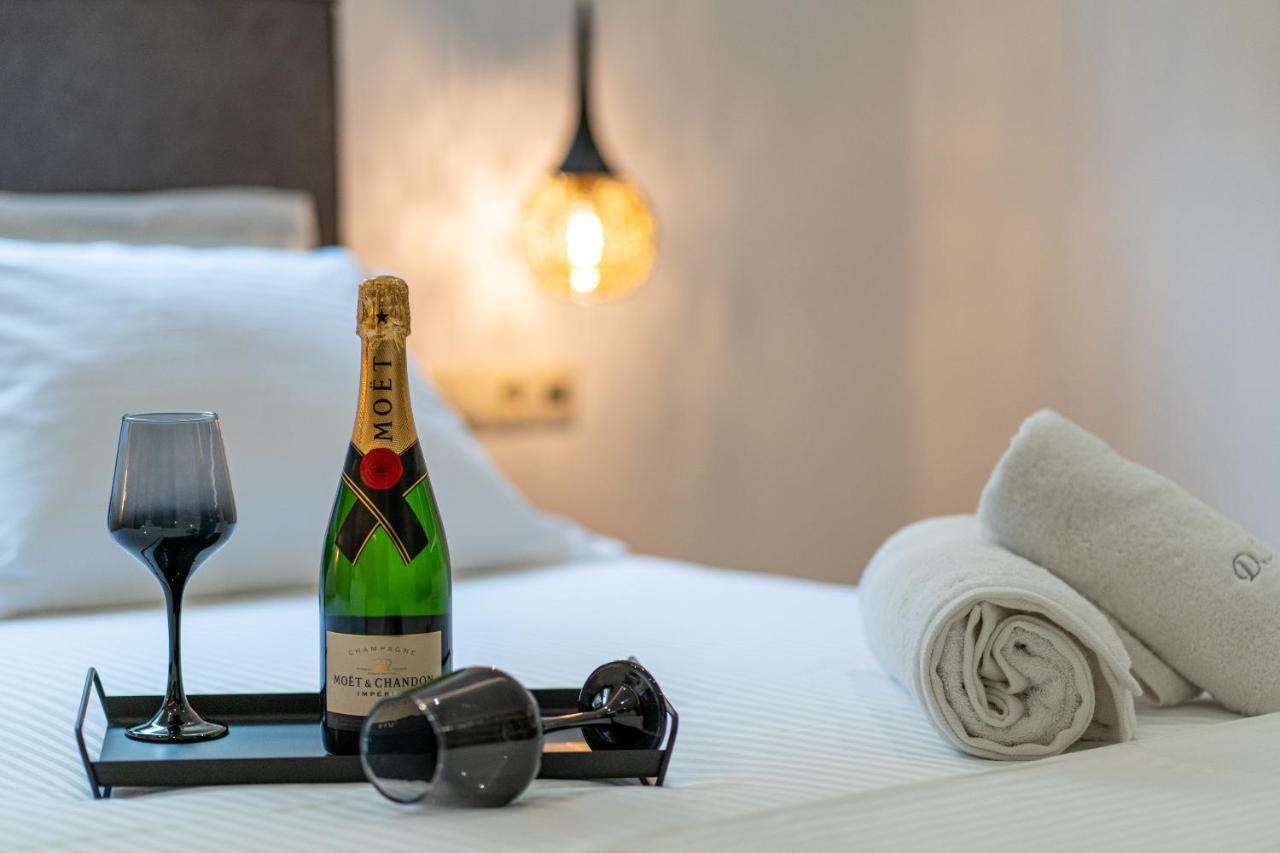 Luxury Suite In Downtown Heraklion  Ngoại thất bức ảnh