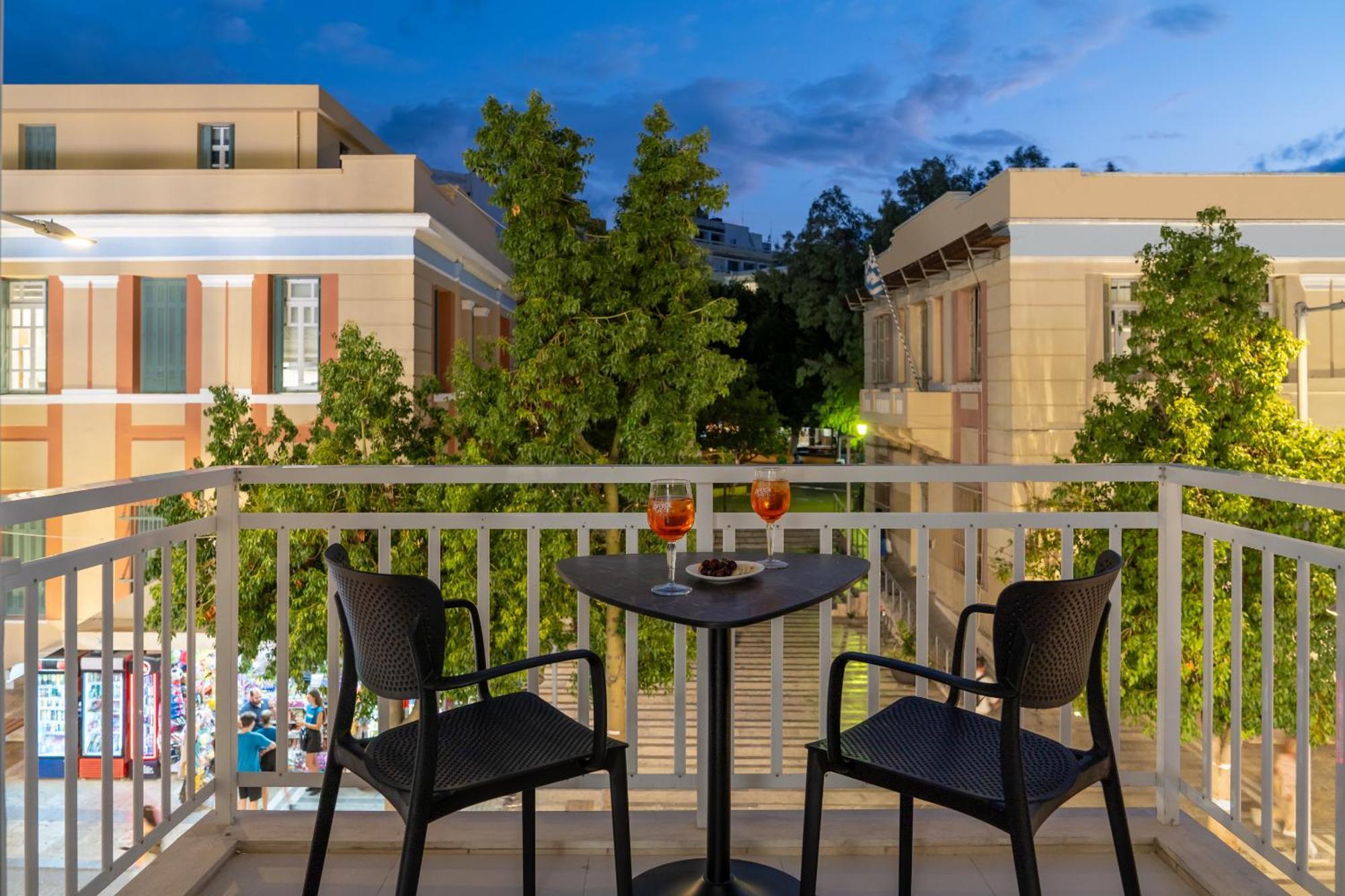 Luxury Suite In Downtown Heraklion  Ngoại thất bức ảnh